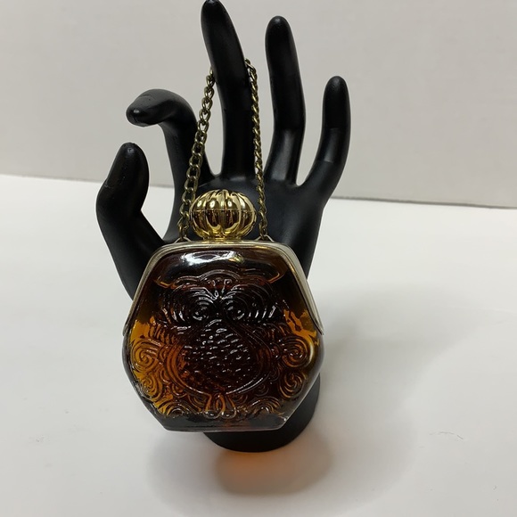 Vintage Glass Engraved Gold Cap & Chain 70’s Perfume Bottle | Collectors Piece - Picture 7 of 8